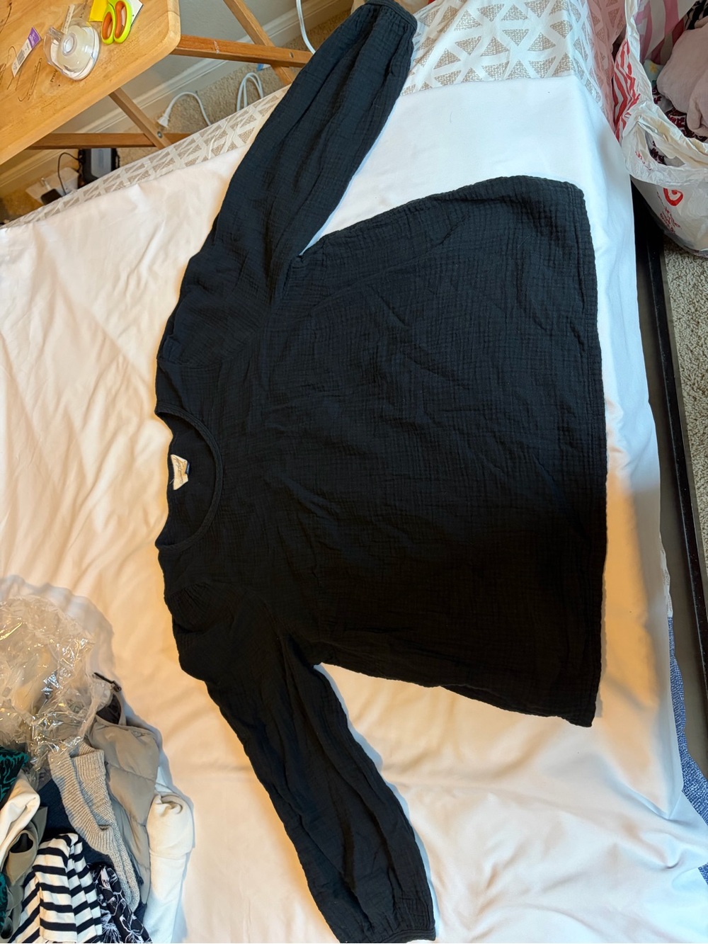 Universal Thread Black 100% Cotton Textured Long Sleeve Top.